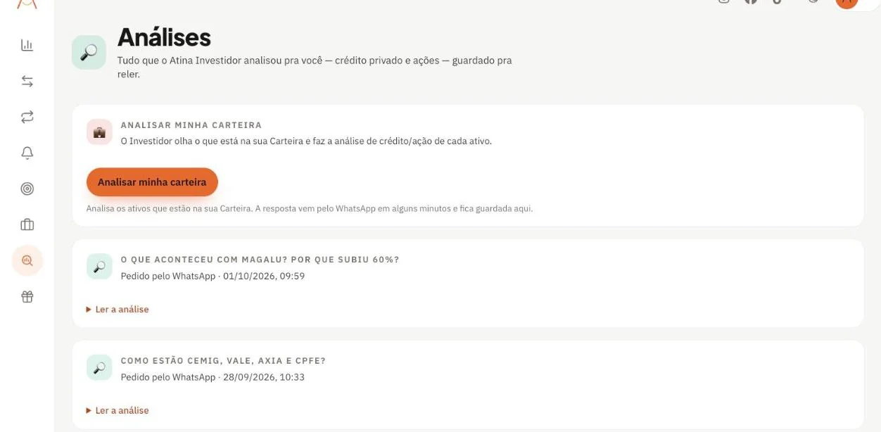 Tela de Análises: o botão 'Analisar minha carteira' e a lista do que a Atina já analisou, cada análise com a pergunta e a data, para ler de novo.